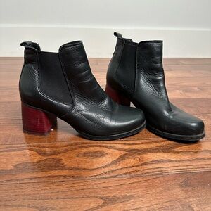 Brusque Black Leather Ankle Boots with Red Block Heel